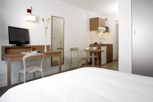 Residence Appart City Кемпер Экстерьер фото